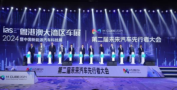 智能电动汽车引领科技创新，中国市场具备规模优势
