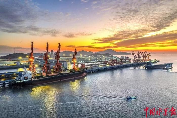 滩涂荒岛蝶变亿吨大港——台州海事局助力头门港高质量发展十年纪实