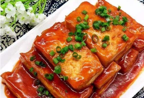 酥里嫩，口感惊艳——煎豆腐的制作方法