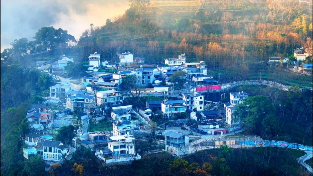 云南阿尼么村借乡村旅居由“网红村”迈向“长红村”
