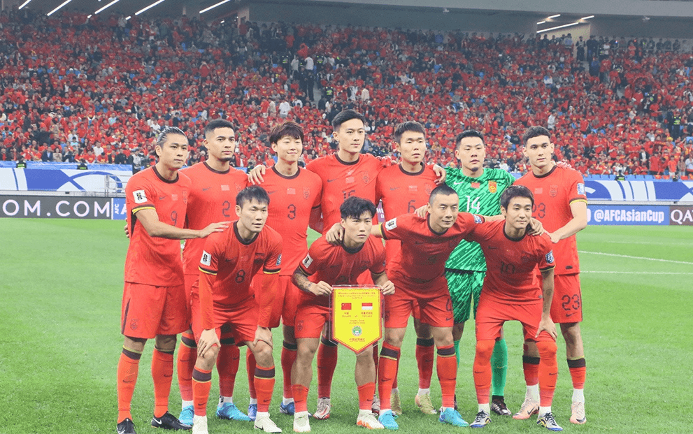 国足vs巴林三消息！两大新归化+王牌驰援伊万，世预赛连胜稳了