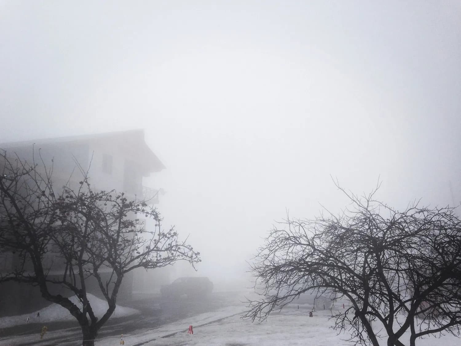 肇东市四方山农场遭遇重度雾霾，空气质量达重度污染