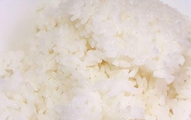 蒸米饭加醋：让米饭更香软的科学小窍门