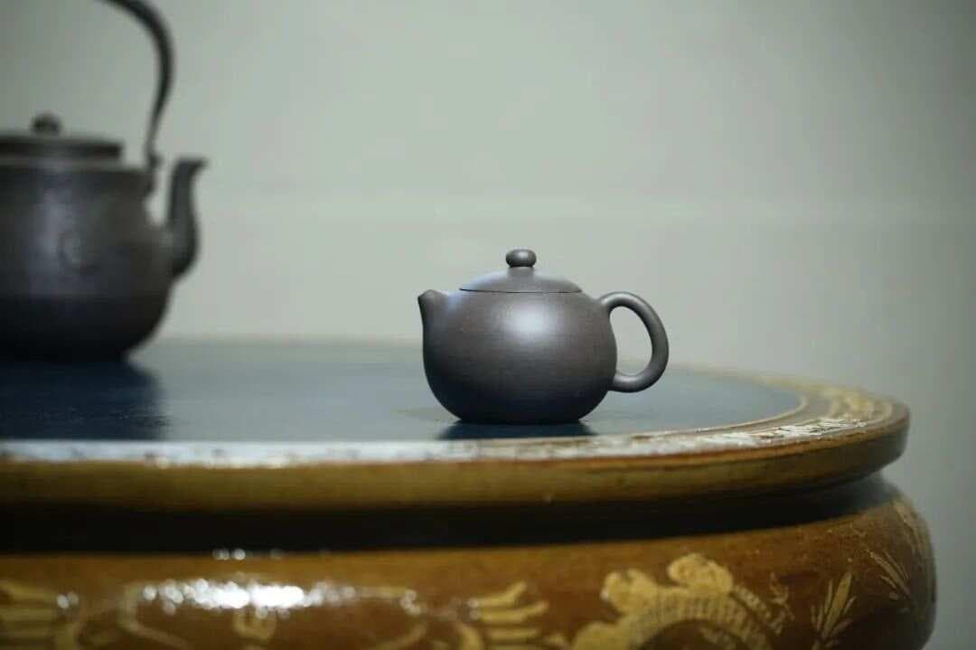 紫砂泥料完全解析：“老泥”、“新泥”、“嫩泥”有何区别？