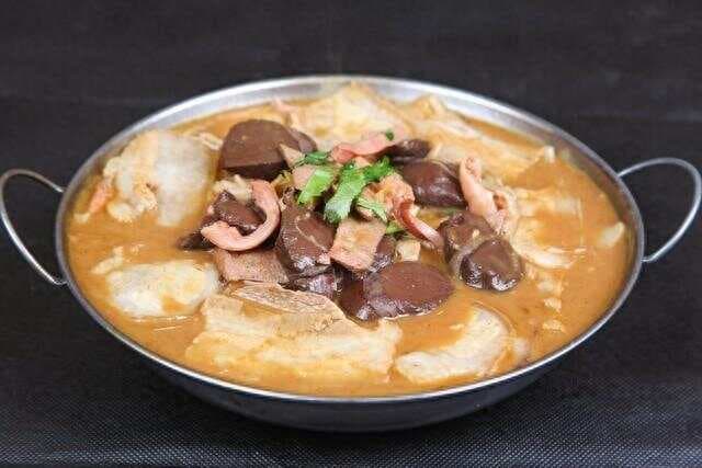 黑龙江十大经典美食：从传统杀猪菜到特色烤肉