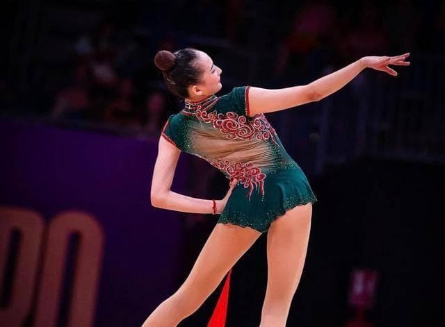 艺术体操世界杯：中国选手王子璐摘得历史首金