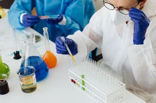 常用药物杂质对照品纯化分离方法及应用