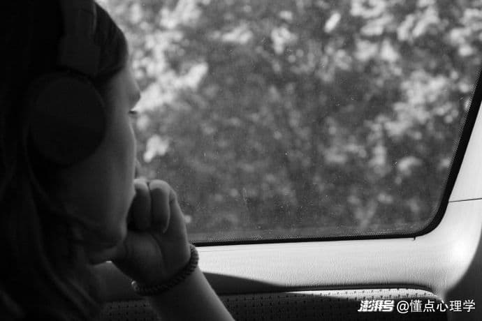 正确看待逃避：从心理防御到积极应对