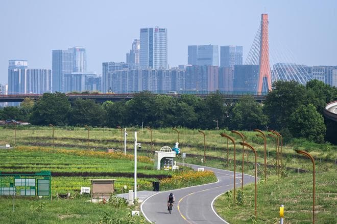 国内首个系统构建城市绿道服务的标准化体系！成都发布《天府绿道服务标准体系》