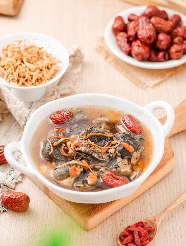“倒春寒”期间，多吃这5道菜，补气血提高抵抗力，建议女性多吃