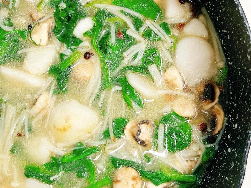 芋儿汤泡饭，“白味”川菜的神奇吃法！