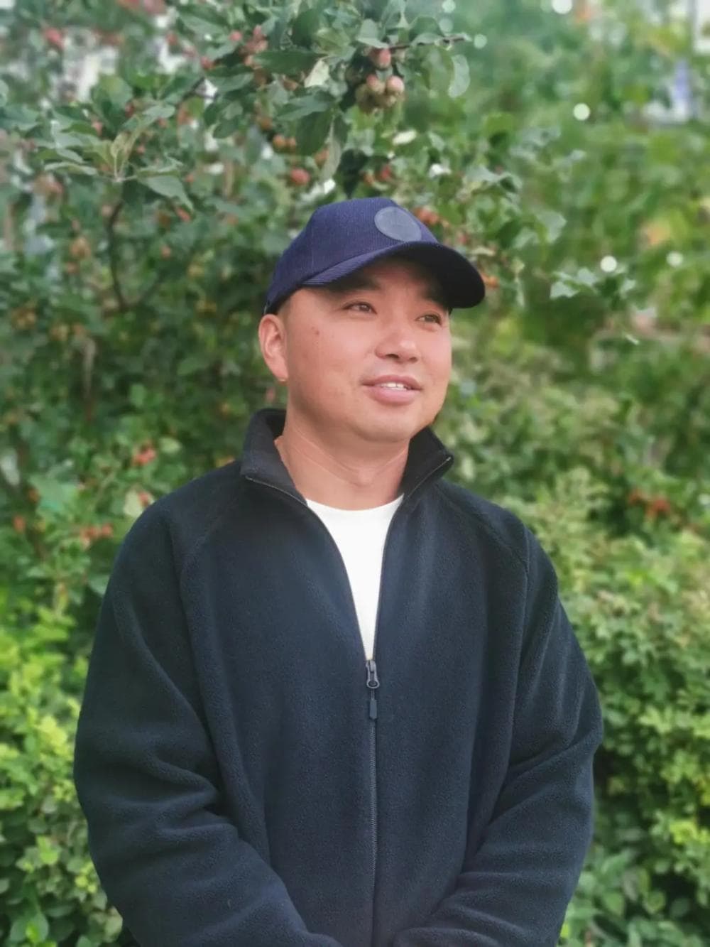 开着挖机去西藏：他在八千多个坑前写下勇气与善良