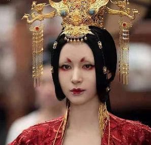王室自称：王子的自呼与对己称呼探析