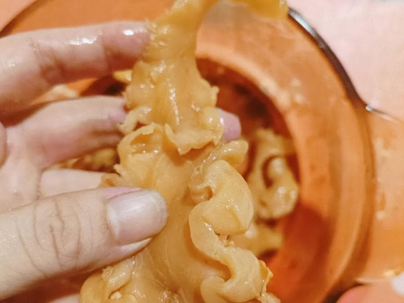 花胶炖牛奶：美容养颜的秋冬滋补甜品