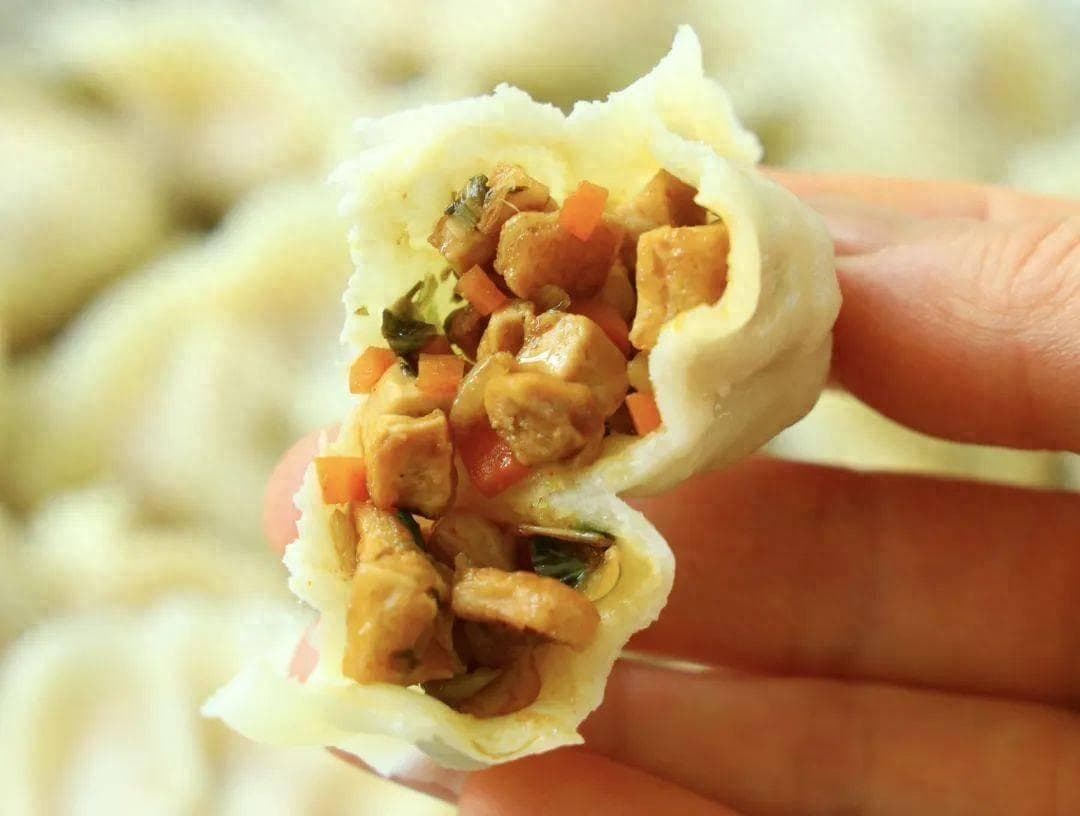 豆腐酸菜饺子：夏日里的清新美味，营养又好吃