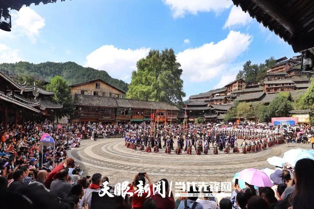 西江千户苗寨：民族文化与自然风光的奇妙融合