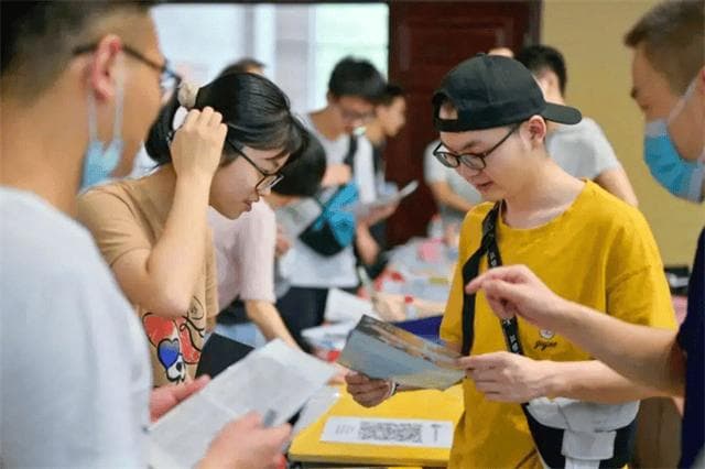 教育大改革：初高中双休+取消晚自习，学生迎来新篇章
