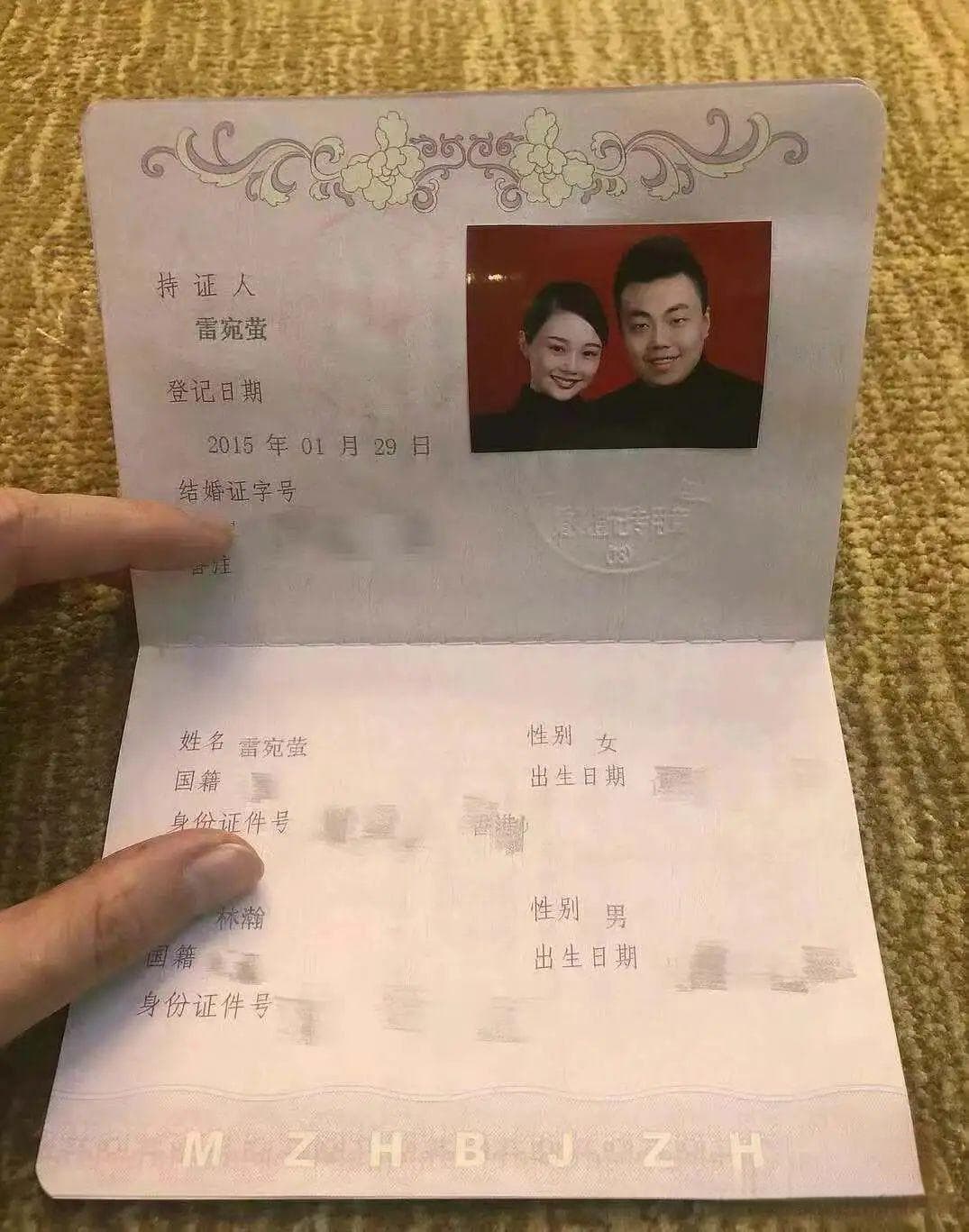 单场直播卖不到10万，晚晚接不住“晚学”的泼天流量