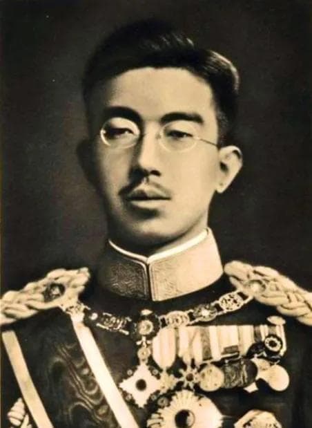 东京审判最大遗憾：裕仁天皇如何躲过战犯指控