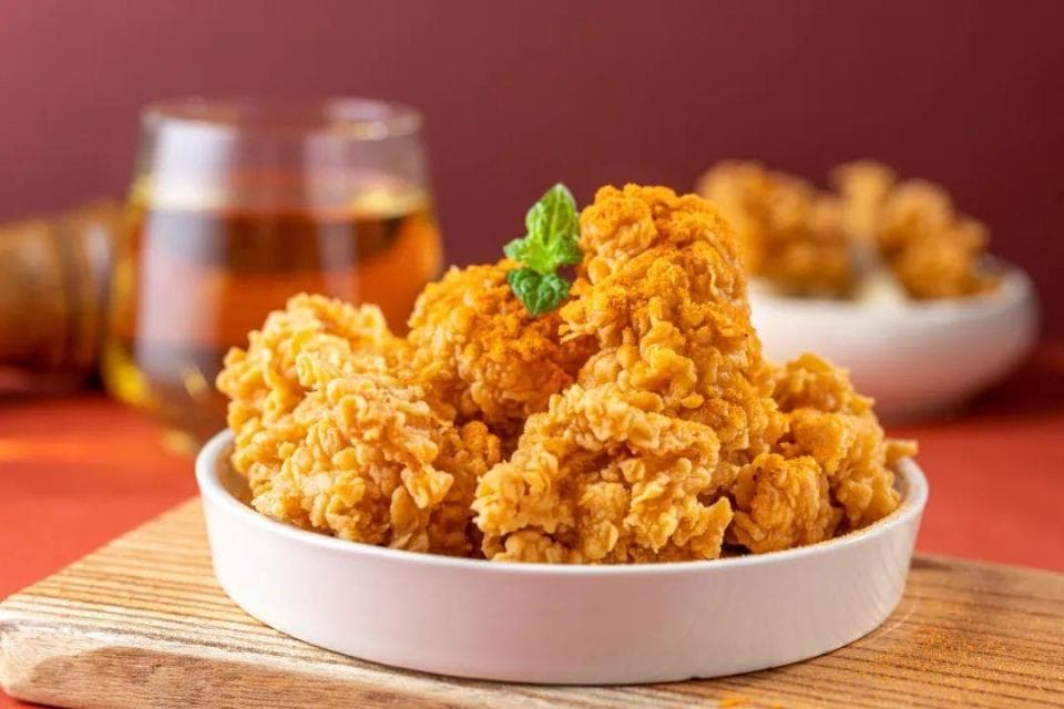 肿瘤患者饮食全攻略：这些食物要忌口，但“饿死肿瘤”不可取