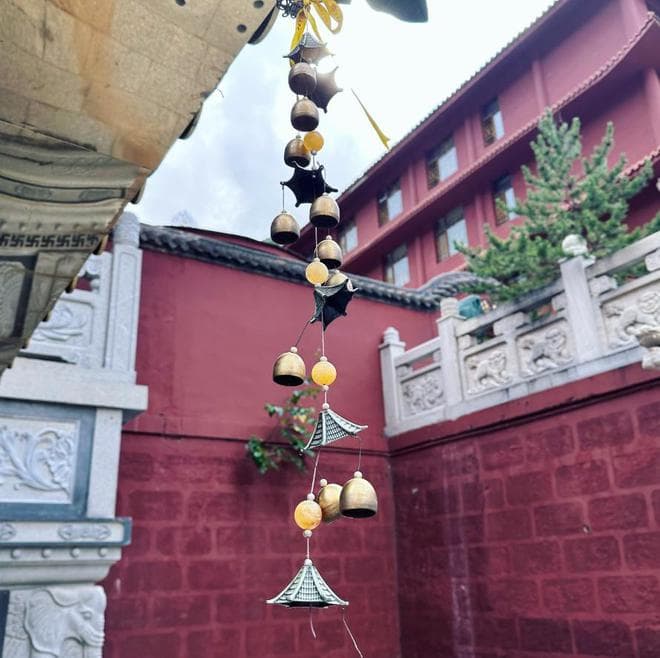 中国佛教四大名山：神圣与美景交织的奇妙之旅