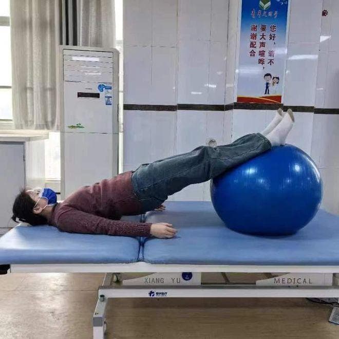 臀桥训练完全指南：从入门到进阶，详解动作要领与训练方法