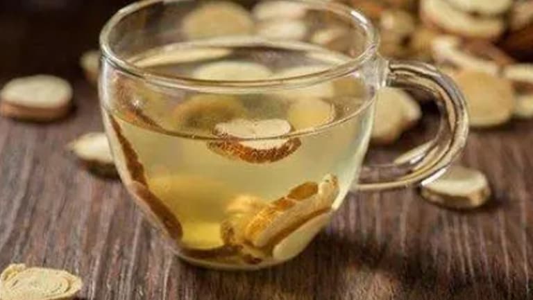 黄芪桂圆干泡水的功效与作用、禁忌和食用方法