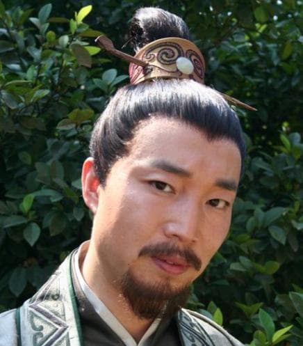 历史揭秘：吴承恩与李春芳的同一身份探讨