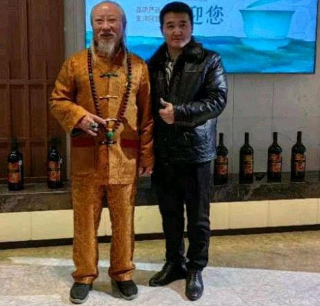 徐骥《九骏图》：当代艺术中奔涌的传统华章！