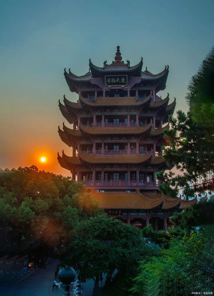 武汉十大必去景点：从黄鹤楼到东湖，领略“江湖之城”的独特魅力
