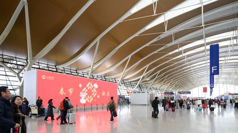 2025年春运上海两机场保障航班9.4万架次，旅客吞吐量达1497.1万人次