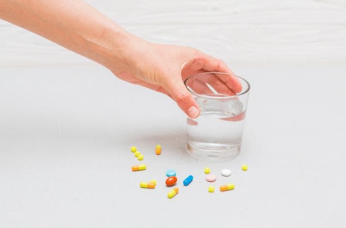 成人服用孟鲁司特钠颗粒，一次吃多少？