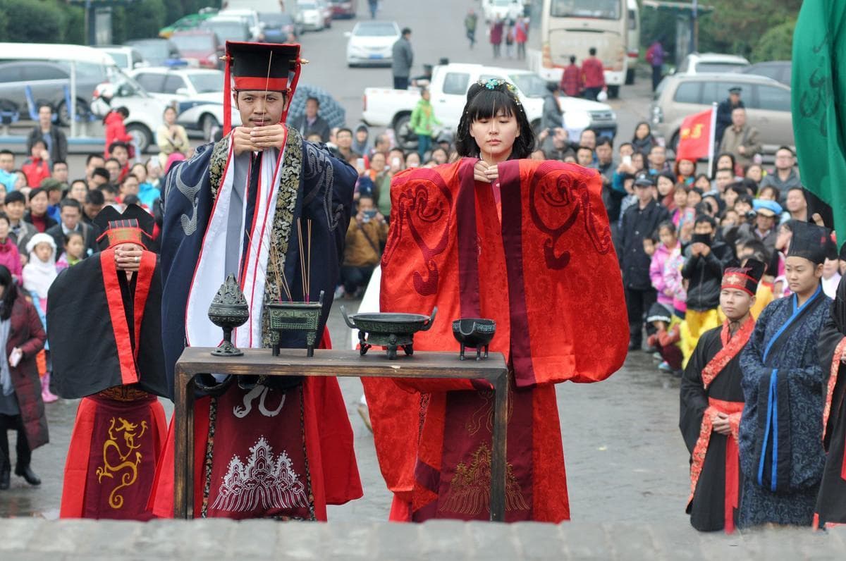 古代“持节”和“假节”：权力与秩序的象征