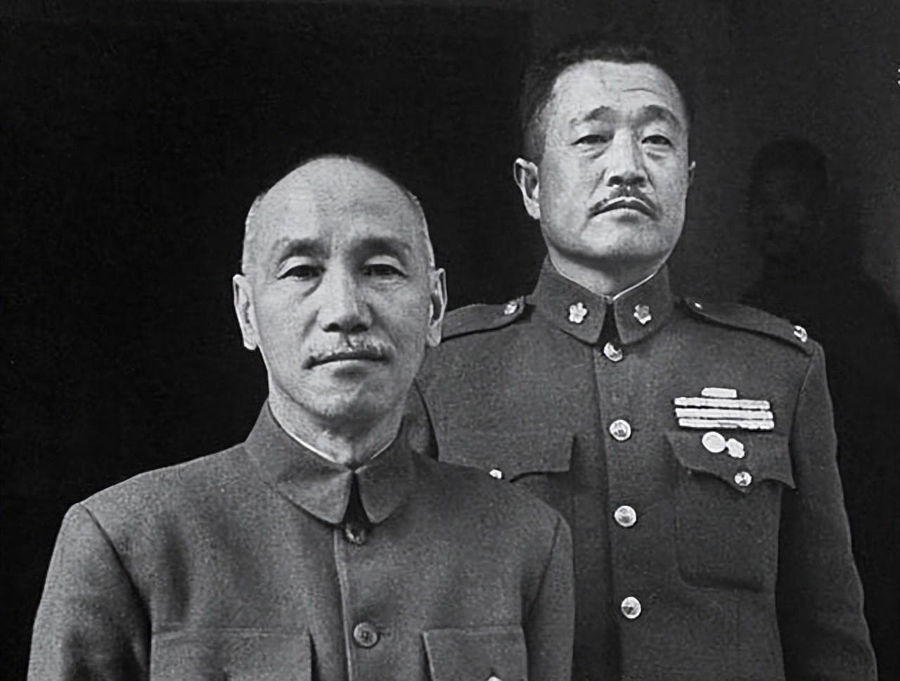 国民党军下大力气打造伞兵，一夜偷袭就损伤过半，各团长非死即伤