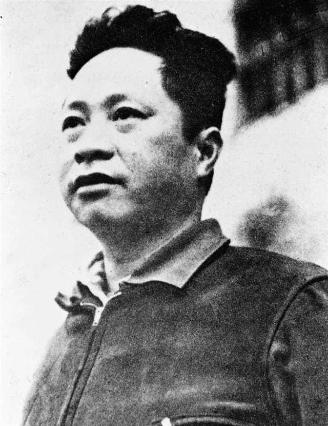 叶挺独立团都打不过吴佩孚的主力师，却被一帮农民吓跑