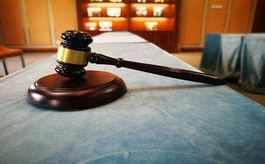 危房强拆与违章建筑补偿：法律如何规定？