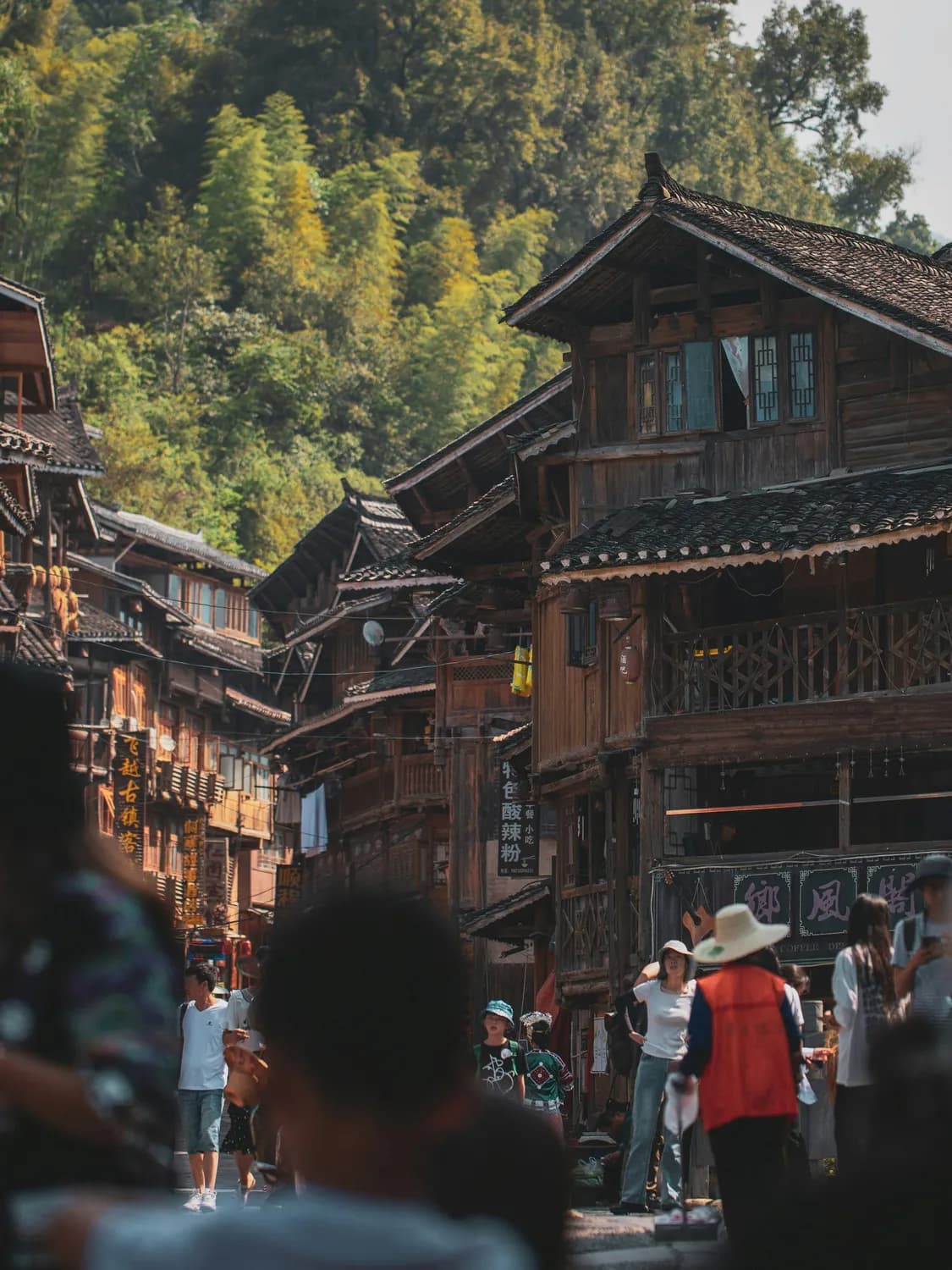 上里古镇：茶马古道上的历史印记