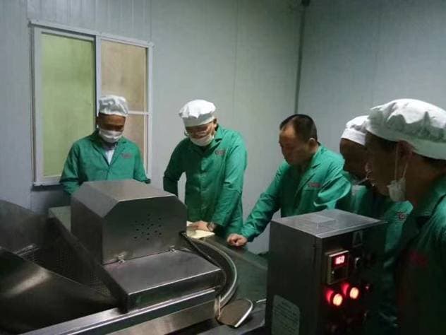 重庆彭水一返乡农民：科技助力发展香椿产业
