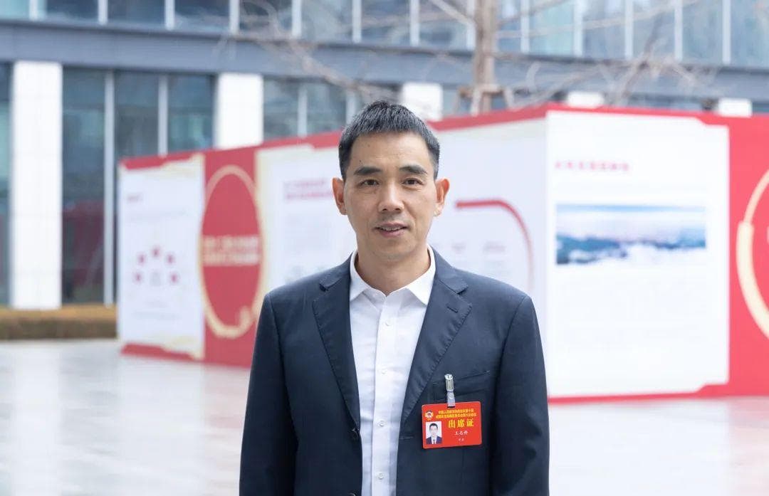 政协委员：坚持为发展献计 为民生建言
