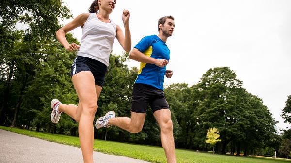 跑步频率大PK：每天跑VS隔天跑，哪种更高效？达人实测结果惊人！
