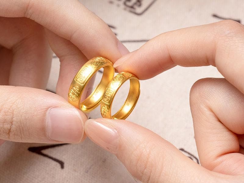 纯金和沙金有什么区别？一文详解黄金材质选购指南