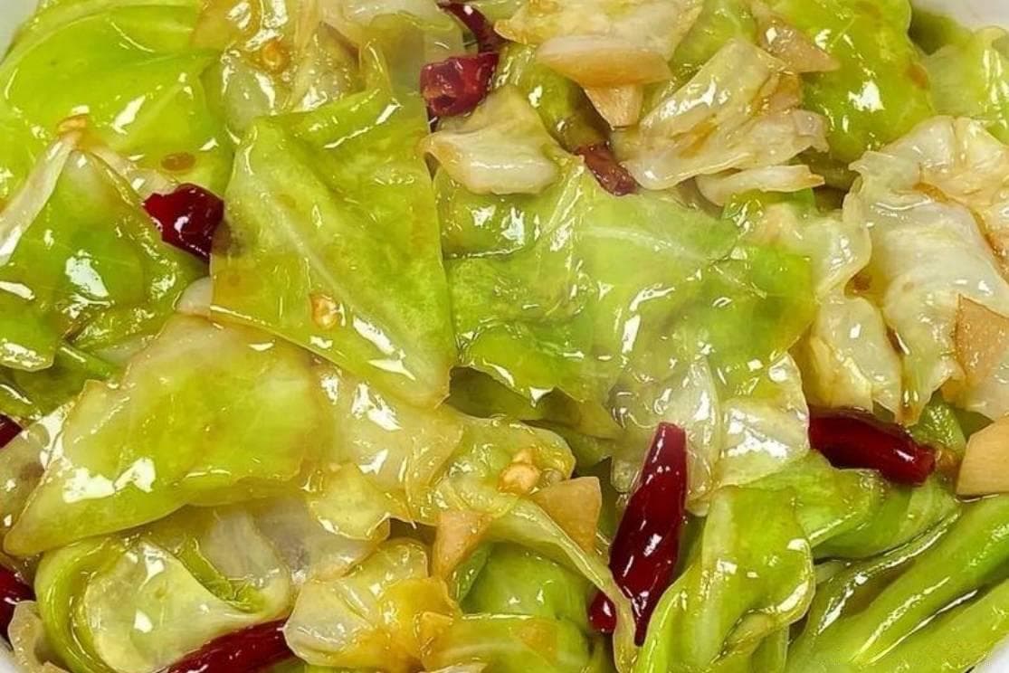 小雪15天，润燥清内火是关键，多吃这8种食物，清热生津健脾胃