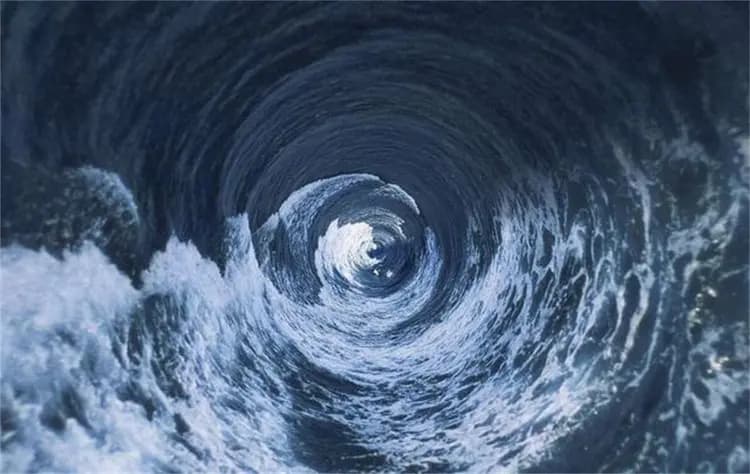 回顾：每年狂吞30亿吨！马里亚纳海沟疯狂吸水，为何海平面不降反升？
