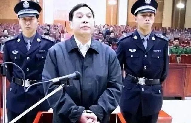 刘和平官场现形记：蹲过2年大牢，混进柳州官场成“传奇”