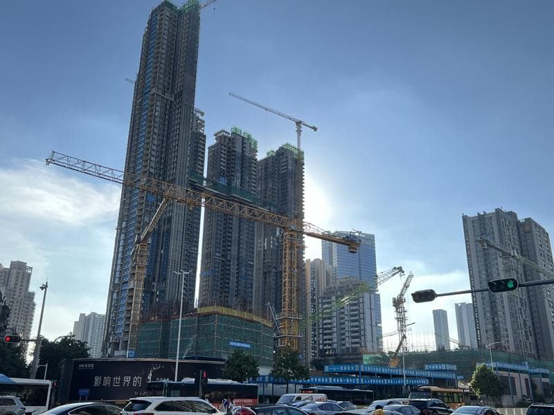 深圳楼市新政显效：成交量激增，价格止跌回升