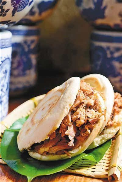 西安肉夹馍：一张饼包住千年长安
