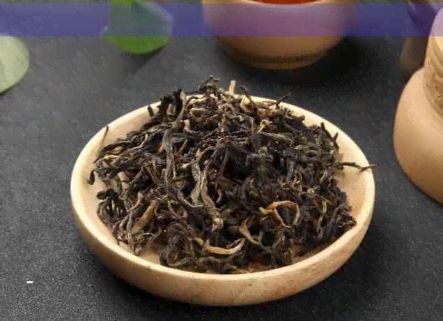 茶花粉水饮用指南：一天几次？不同人群有讲究