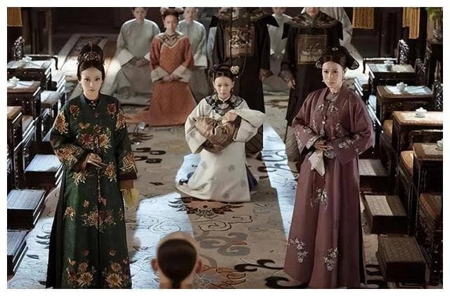 清朝后宫：权力、竞争与生活，一个充满传统与现代矛盾交融的地方