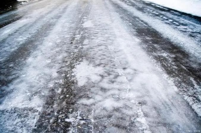 超全冰雪路面驾驶技巧
