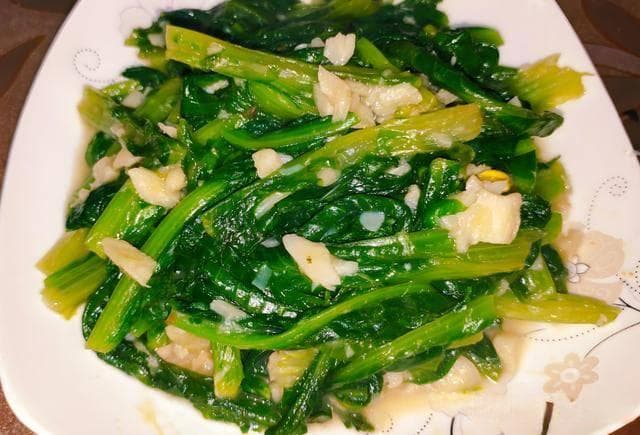 从热炒到凉拌：六种油麦菜家常菜制作详解